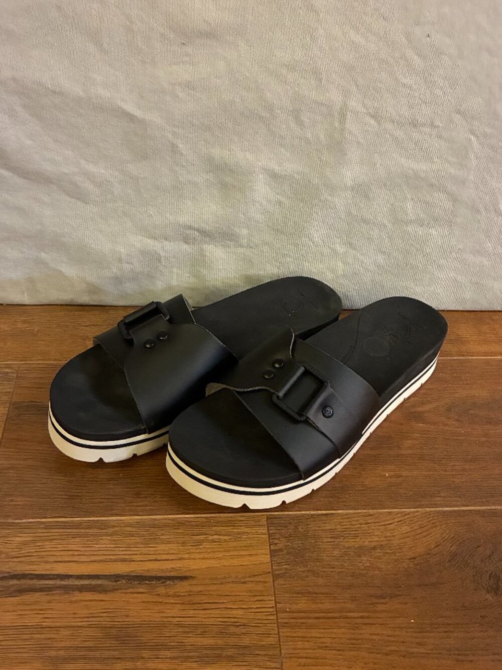 Reef Banded Horizon Buckle Slide Sandal Women's Size 10 Black Coastal Casual,
